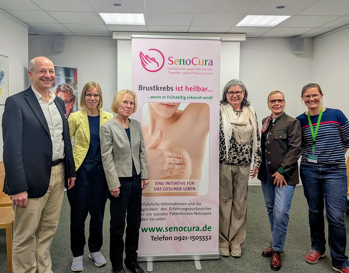 von links nach rechts: Prof. Dr. Christoph Mundhenke, PD Dr. Julia Jückstock, Christine Thyroff, Oberärztin Svenja Dietzel-Drentwett und Dr. Stephanie Schmid